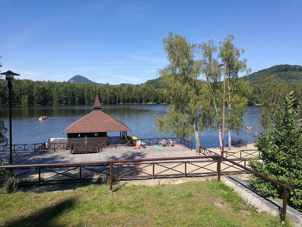 Pension Druhy Domov Nový Bor Exteriör bild